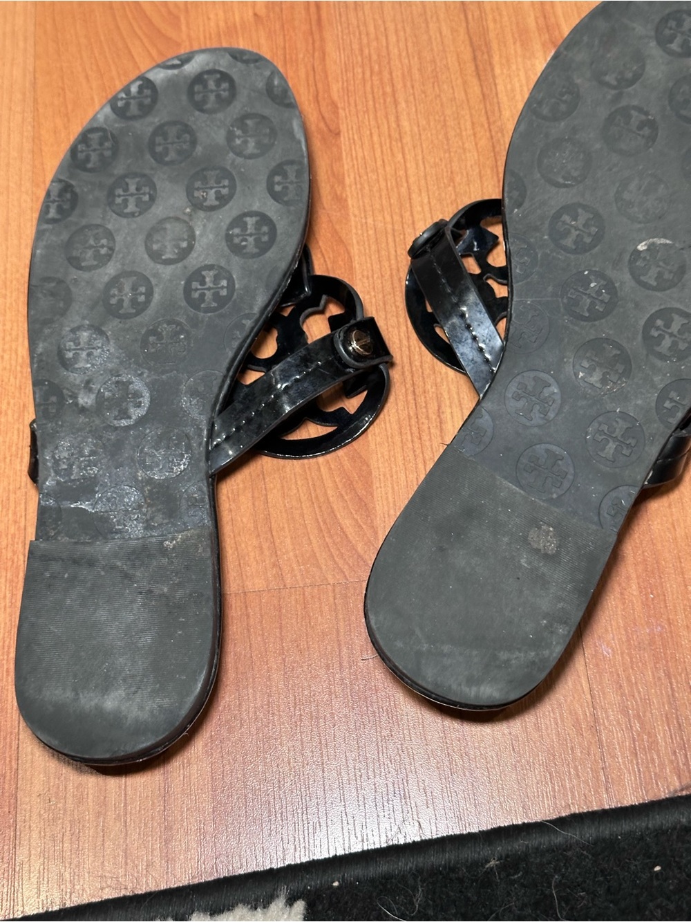 Tory burch women’s black miller sandal - Picture 5 of 5